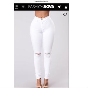 BNWT Fashion Nova Canopy Jeans white size 9